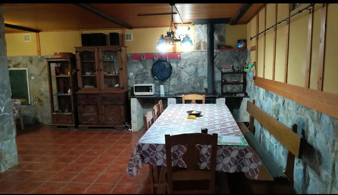 Вилла Piscina Climatizada - Todo El Ano- Playa De La Nora-Chimenea- Barbacoa Кинтуэлес Экстерьер фото
